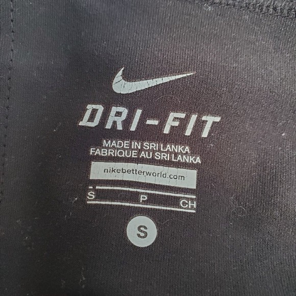 Nike Leggings Women’s Sz S Black Legend 2.0 Dri-Fit Capri 548494-010 - Picture 8 of 10